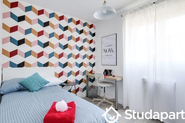 Chambre - 9 m² - 1 pièce