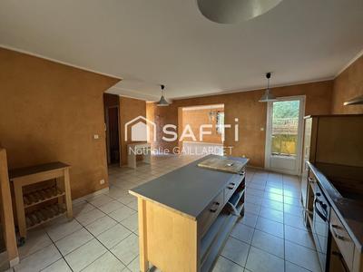 Maison - 135 m² - 5 pièces