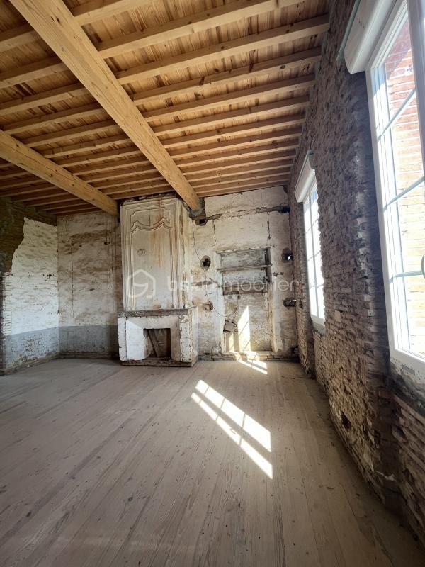 Demeure - 470 m² - 7 pièces