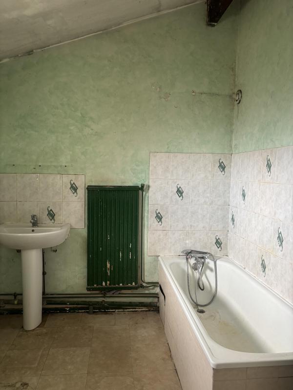 Pavillon - 96 m² - 5 pièces