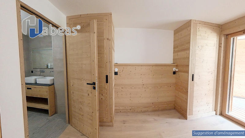 Appartement - 92 m² - 4 pièces