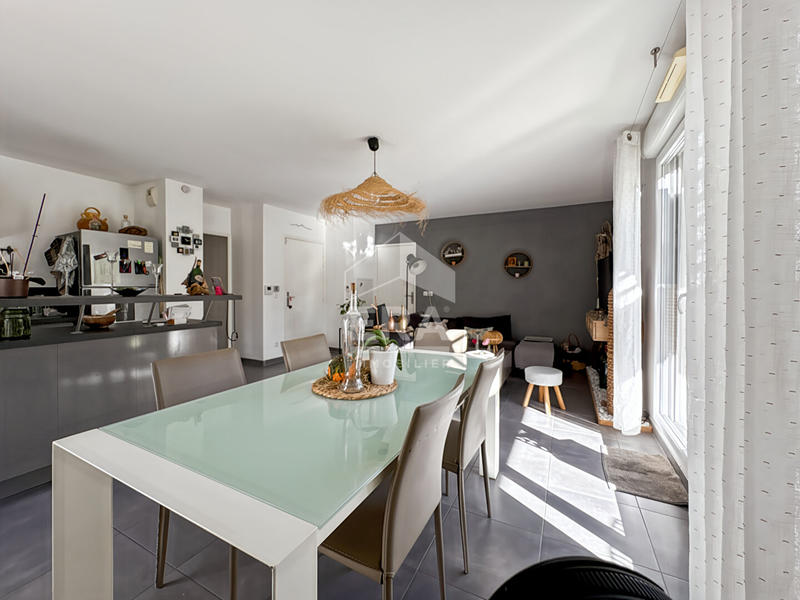 Appartement - 88 m² - 4 pièces