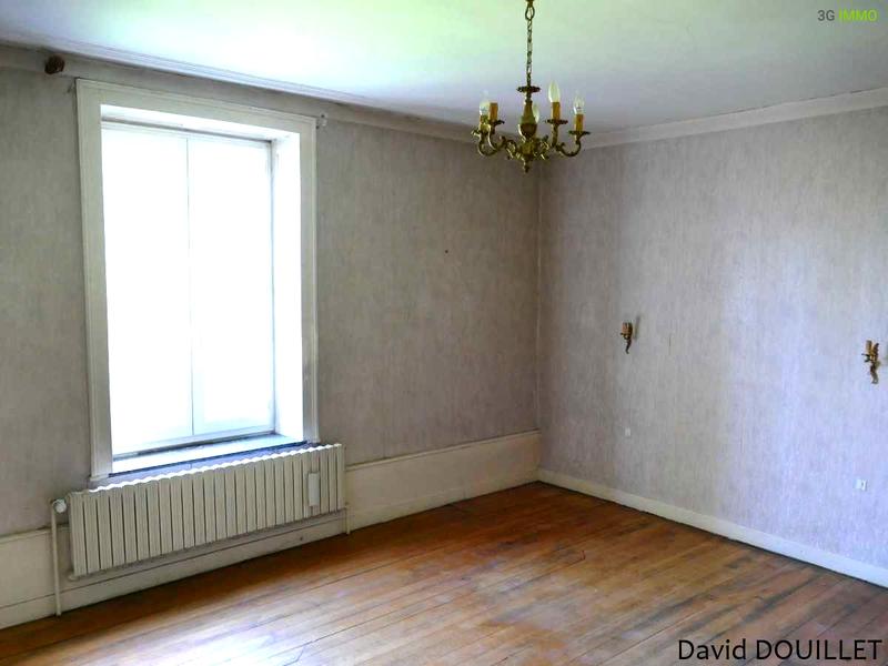 Maison - 225 m² - 9 pièces