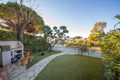 Villa - 100 m² - 5 pièces