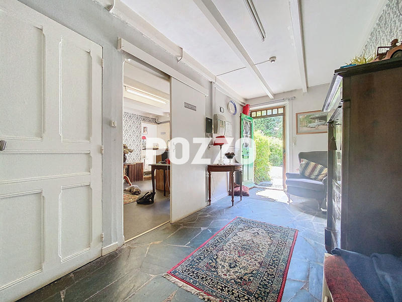 Maison - 400 m² - 13 pièces