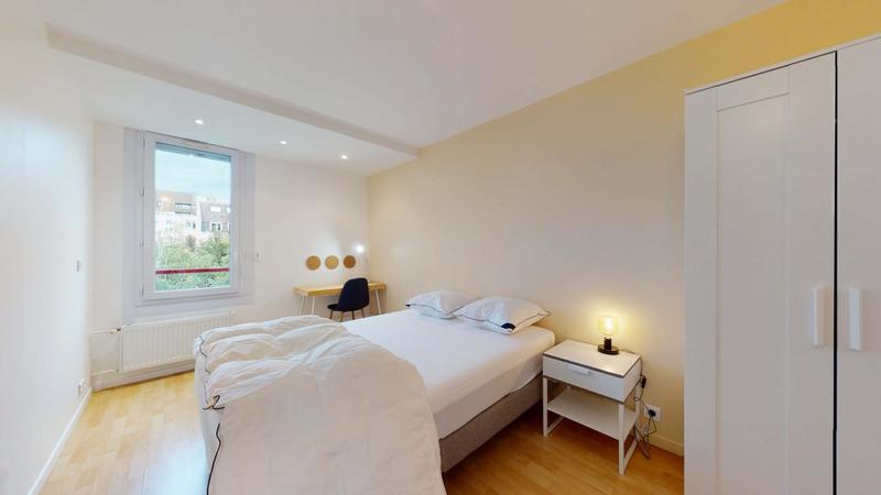 Appartement - 125 m² - 6 pièces