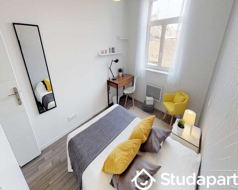 Chambre - 11 m² - 1 pièce