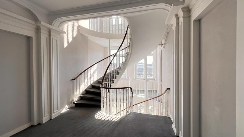 Appartement - 187 m² - 8 pièces