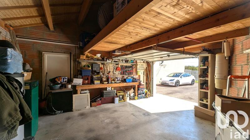 Maison - 250 m² - 8 pièces