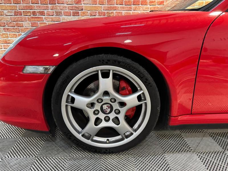 Porsche 911 Type 997 Carrera 4s Cabrio 3.8l 355cv