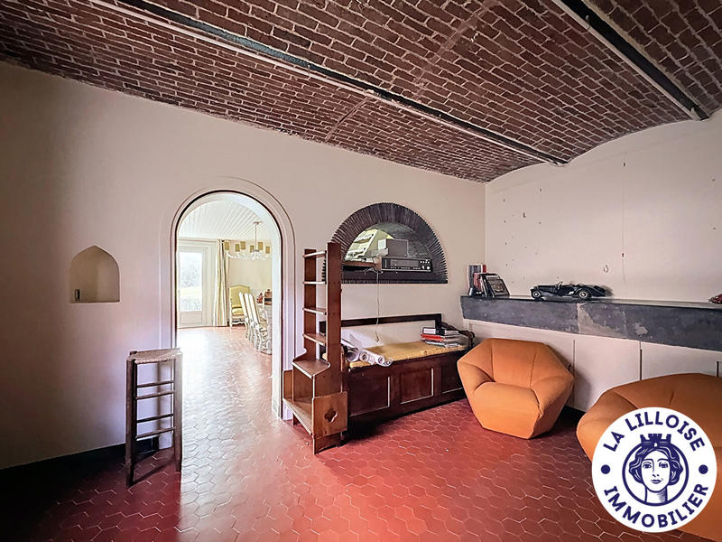 Demeure - 270 m² - 10 pièces