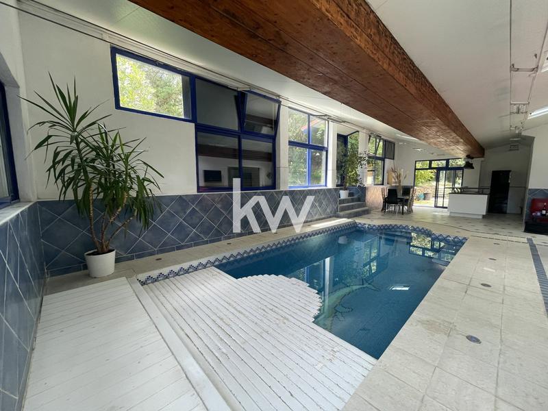 Maison - 177 m² - 7 pièces