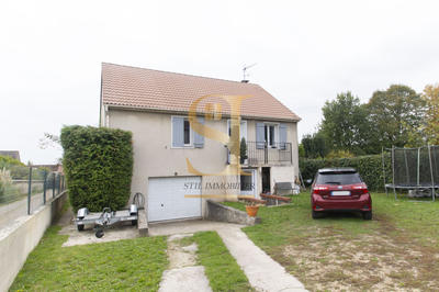 Maison - 153 m² - 5 pièces