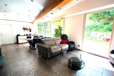 Villa - 184 m² - 6 pièces