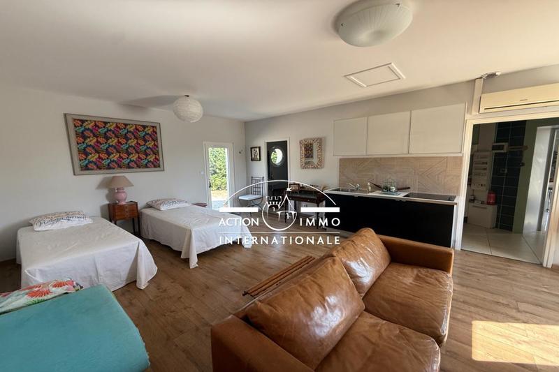 Villa - 208 m² - 4 pièces