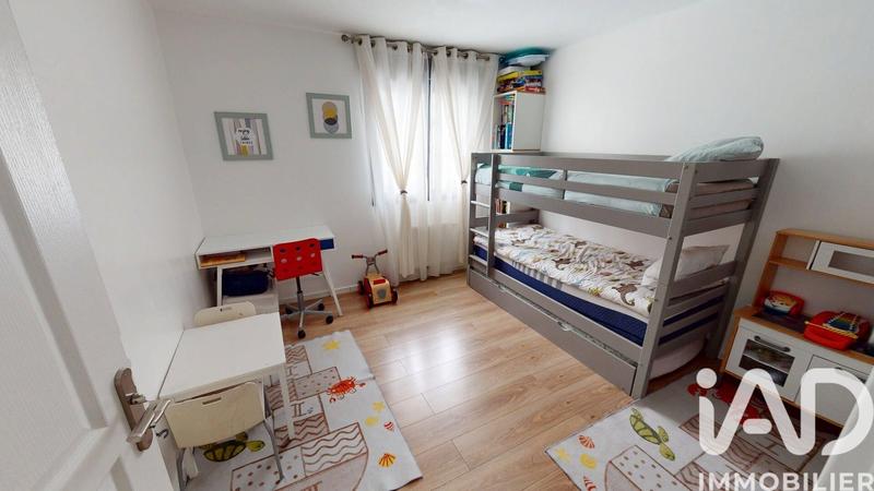 Maison - 97 m² - 6 pièces