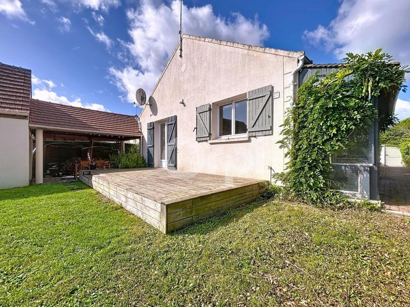 Maison - 104 m² - 6 pièces
