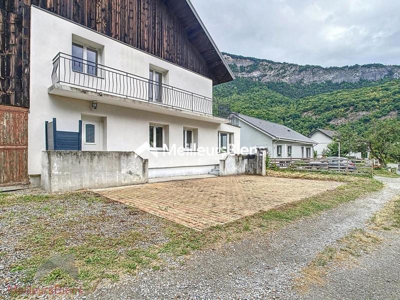 Châlet - 180 m² - 4 pièces