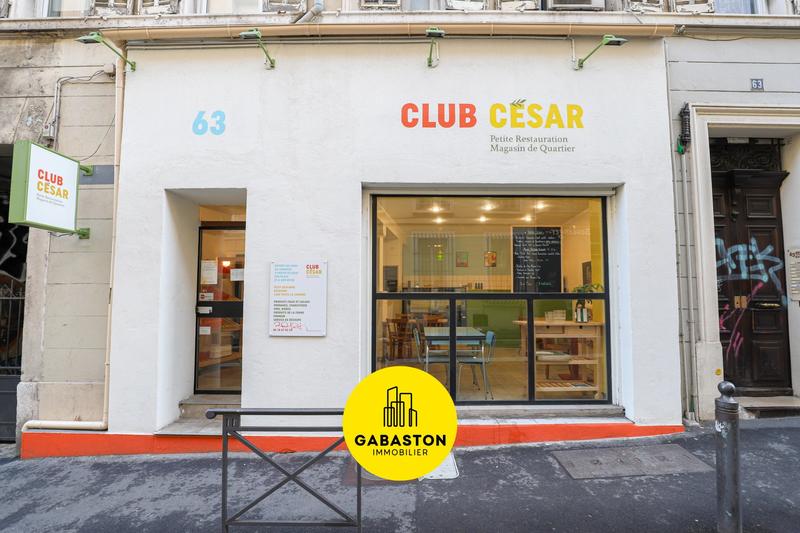 Magasins - 72 m² - 3 pièces