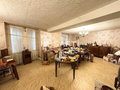 Maison - 175 m² - 9 pièces