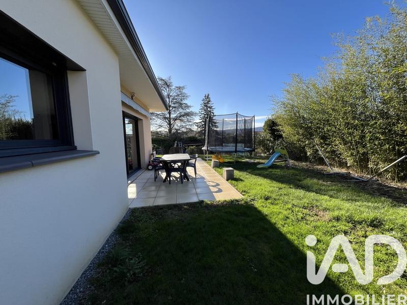 Maison - 93 m² - 4 pièces