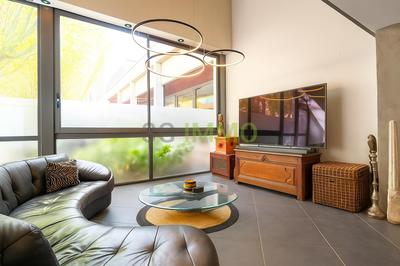 Appartement - 92 m² - 4 pièces