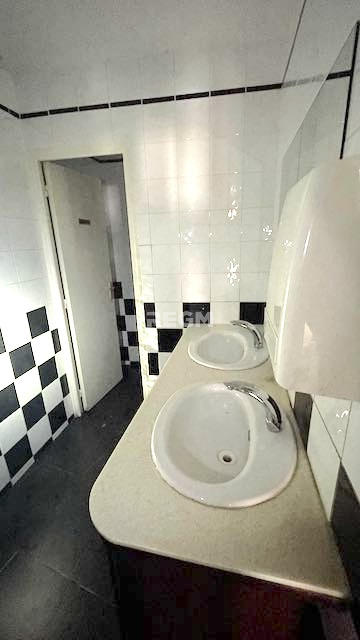 Local d'activités - 600 m²