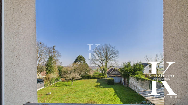 Maison traditionnelle - 140 m² - 5 pièces