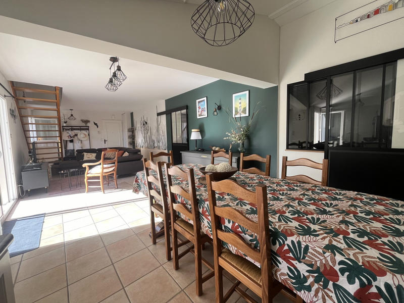 Maison - 98 m² - 4 pièces