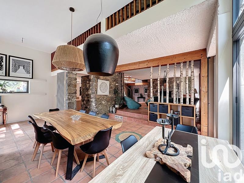 Maison de maîtres - 326 m² - 10 pièces