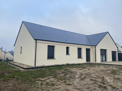 Maison - 85 m² - 5 pièces