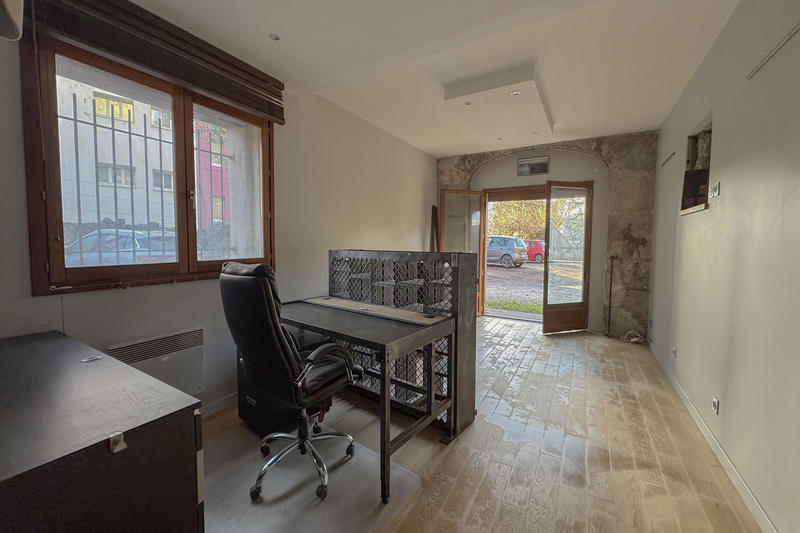 Local commercial - 290 m²