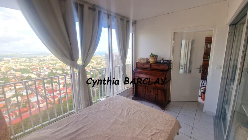 Appartement - 120 m² - 5 pièces