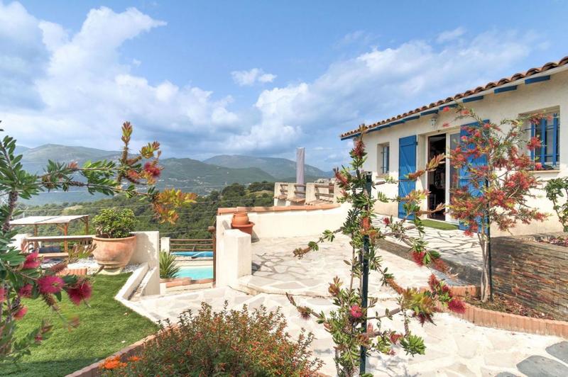 Maison - 170 m² - 7 pièces