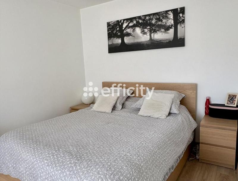 Appartement - 93 m² - 4 pièces