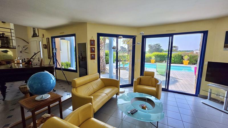 Maison contemporaine - 210 m² - 7 pièces