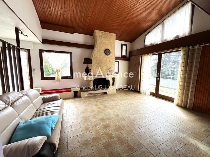 Maison - 175 m² - 6 pièces