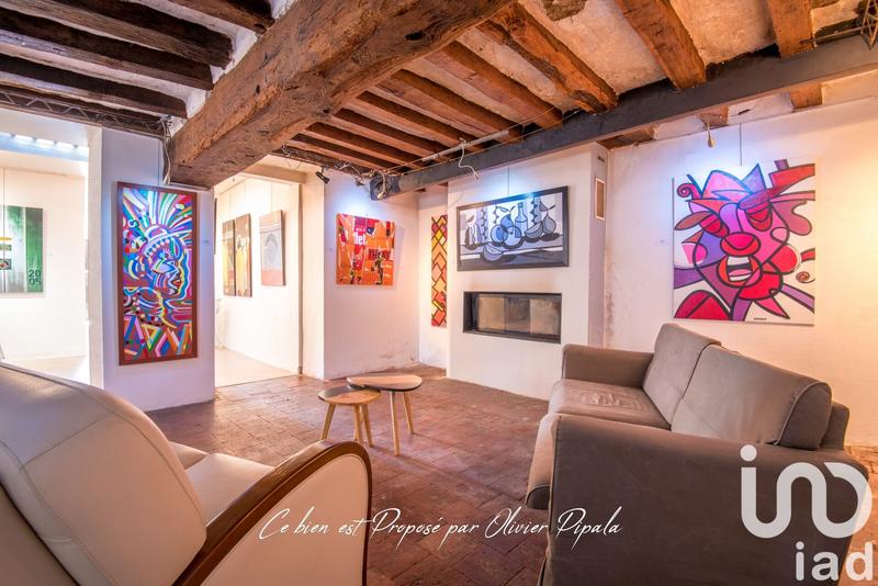 Maison - 197 m² - 9 pièces