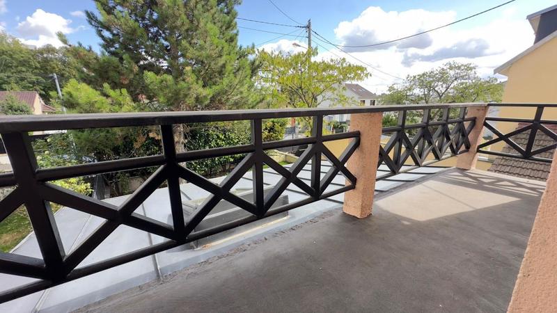 Maison - 110 m² - 6 pièces