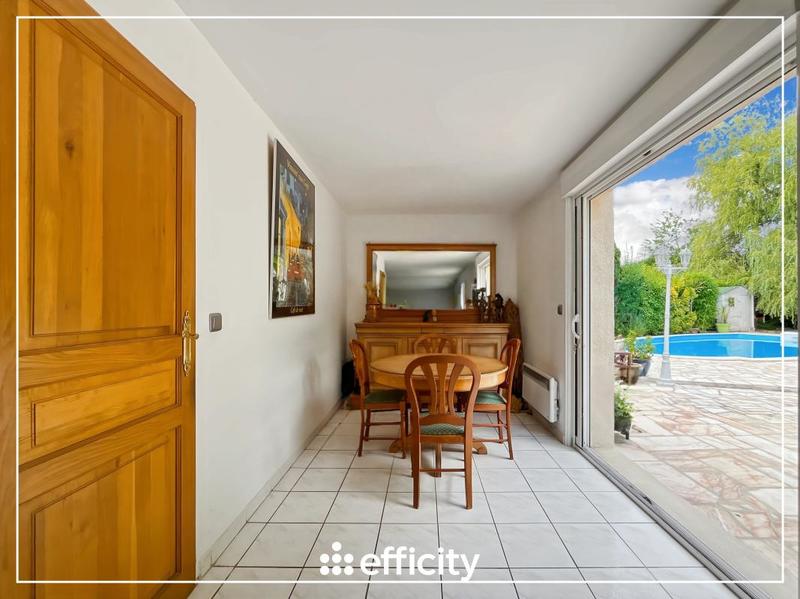 Maison - 175 m² - 7 pièces