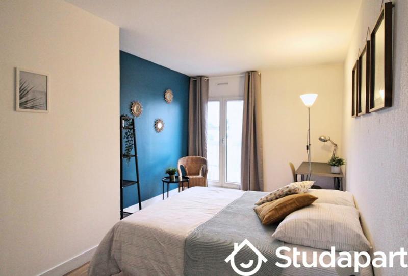 Chambre - 10 m² - 1 pièce