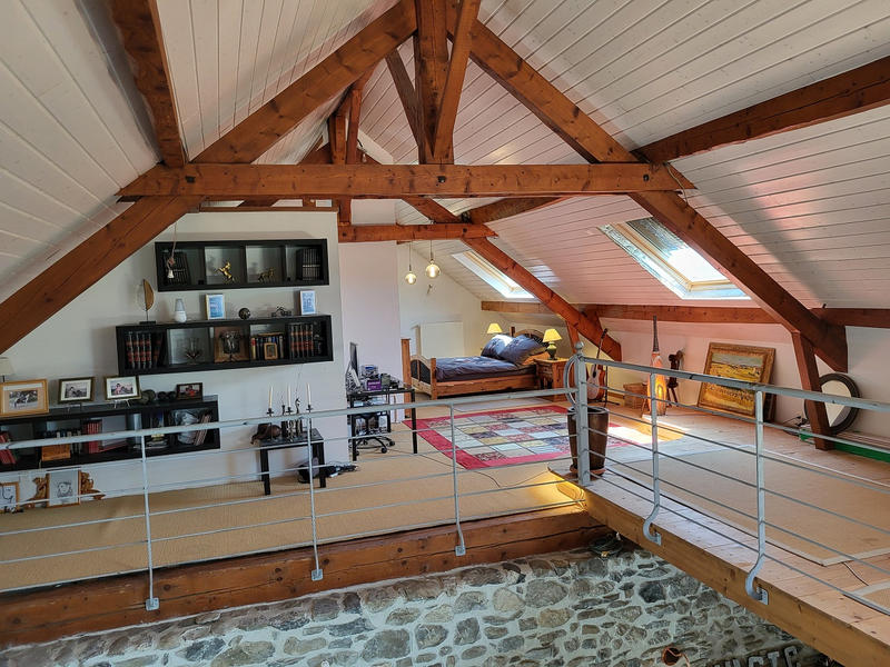 Corps de ferme - 483 m² - 8 pièces
