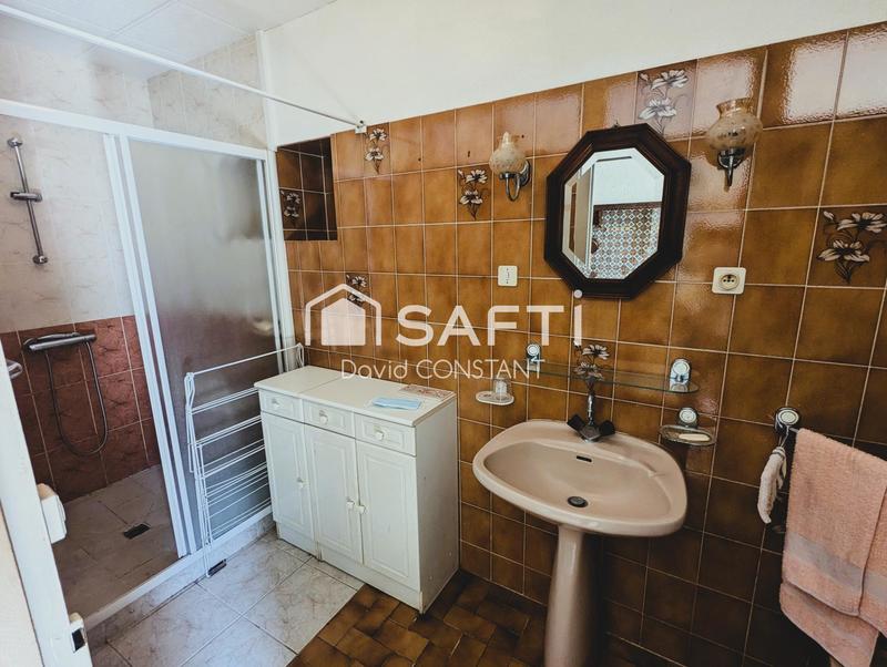 Maison - 211 m² - 6 pièces