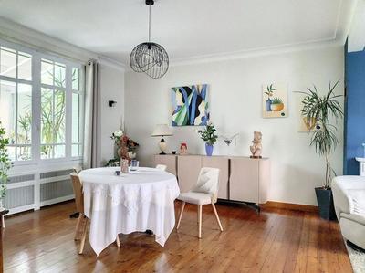 Maison - 111 m² - 5 pièces