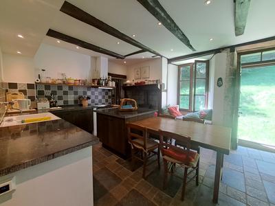 Moulin - 230 m² - 6 pièces