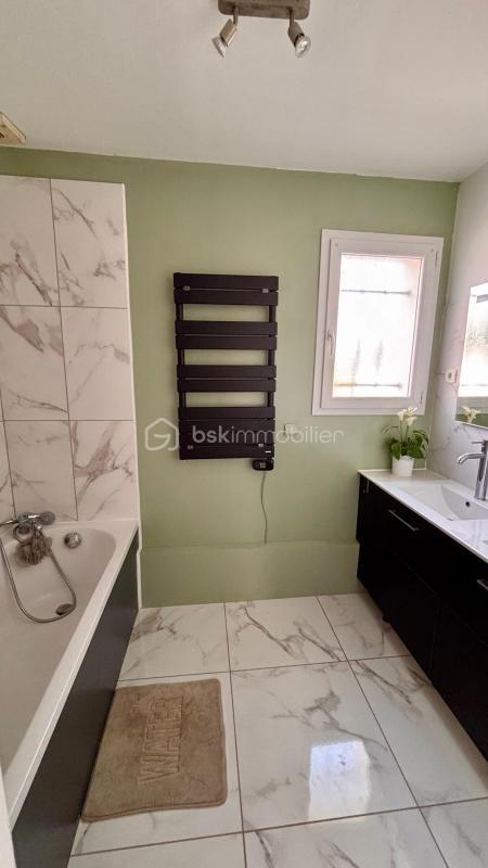 Maison traditionnelle - 133 m² - 5 pièces