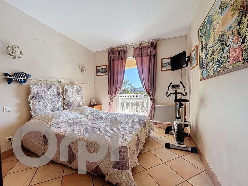 Villa - 160 m² - 6 pièces