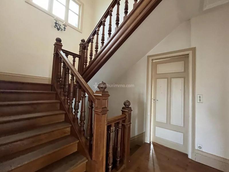 Maison - 323 m² - 10 pièces