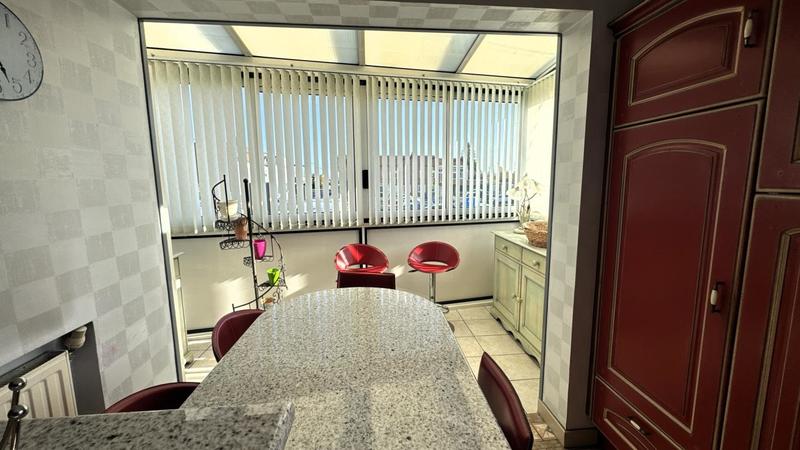 Immeuble - 255 m² - 7 pièces