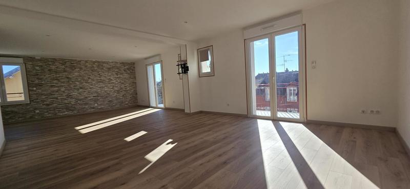 Appartement - 129 m² - 6 pièces